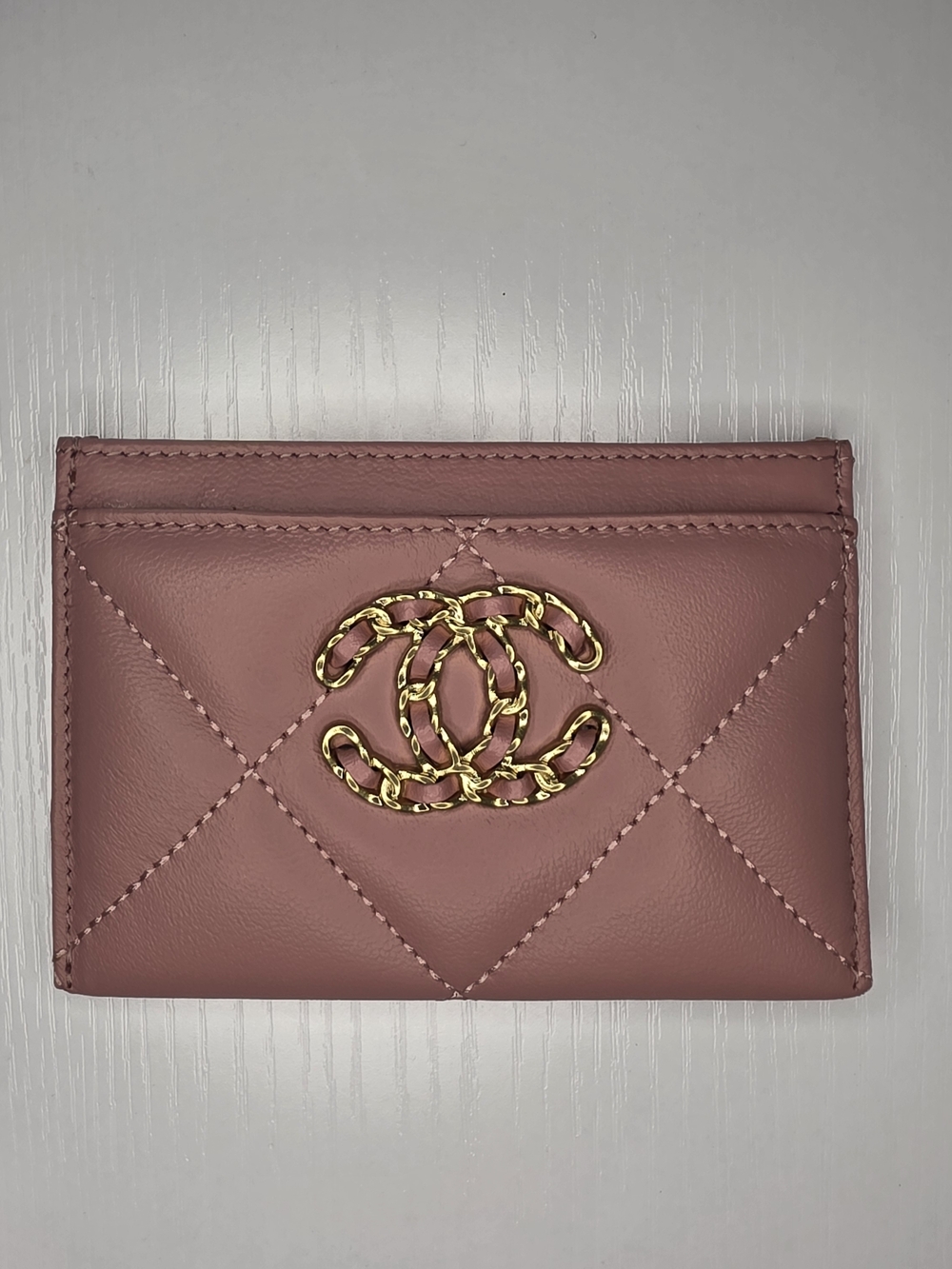 CHA NEL Quilted Card Holder in Dusty Rose with Gold CC